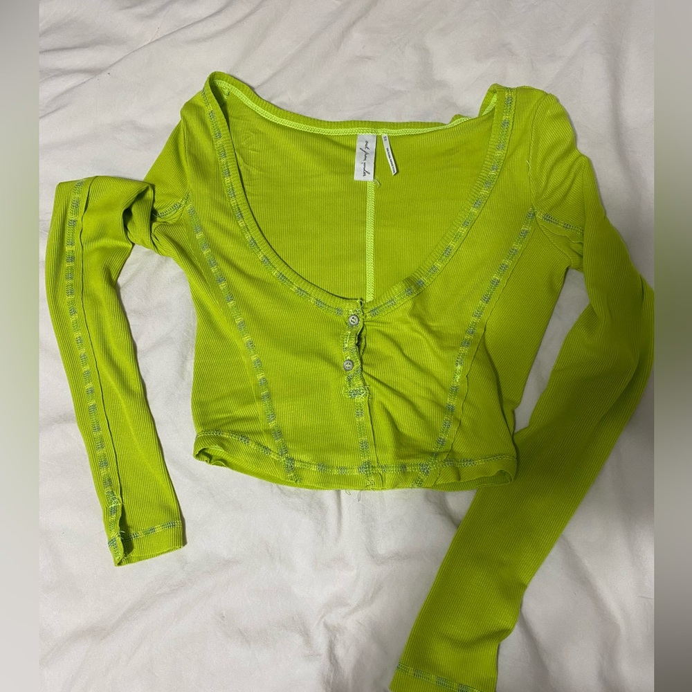 Urban Outfitters green longsleeve size XS